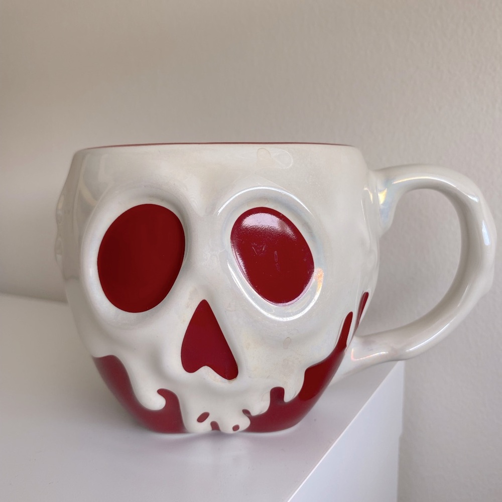 Disney Store Poisoned Apple White Skull Mug Snow White